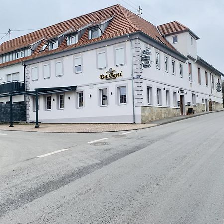 Hotel Pizzeria Da Beni Kochersteinsfeld Dış mekan fotoğraf